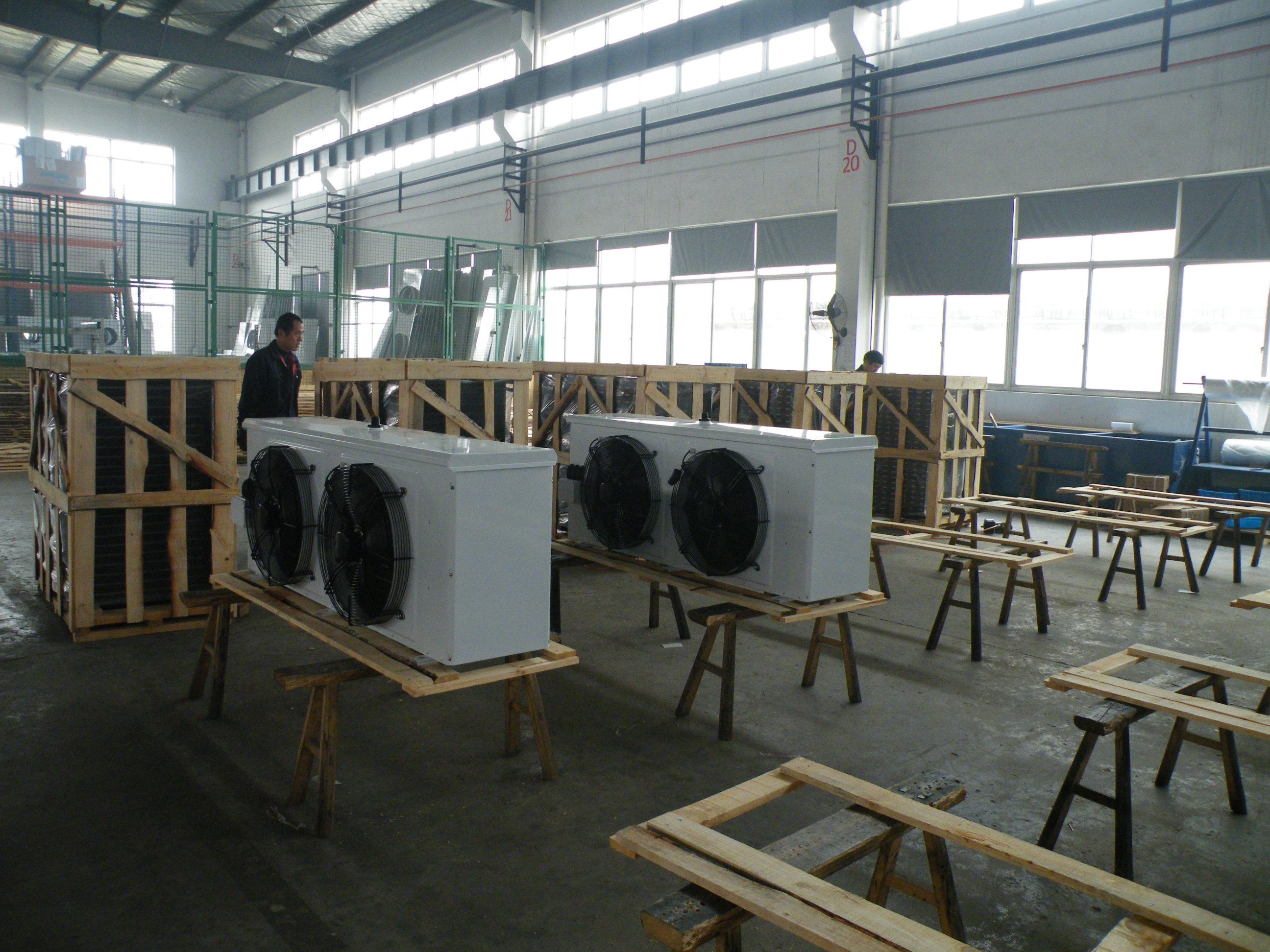 Roof Mounted Condenser Cold Room Evaporator Refrigeration Equipment For Sea Foods
